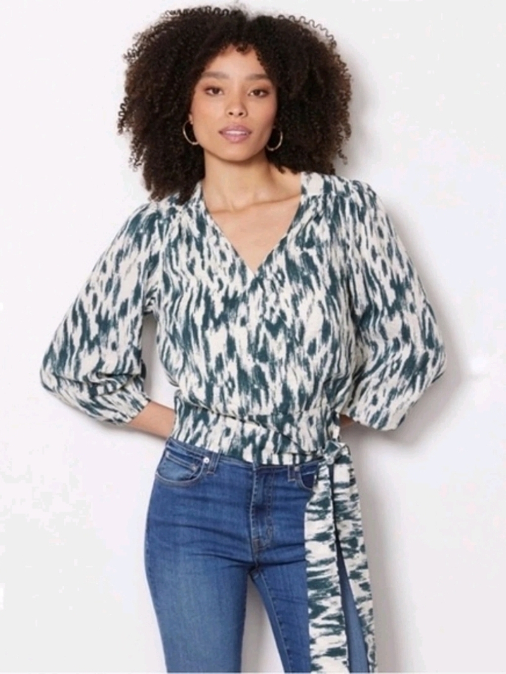 ❤️ NWT! EVEREVE CARSON IKAT WRAP TOP, CREAM/GREEN, SMALL